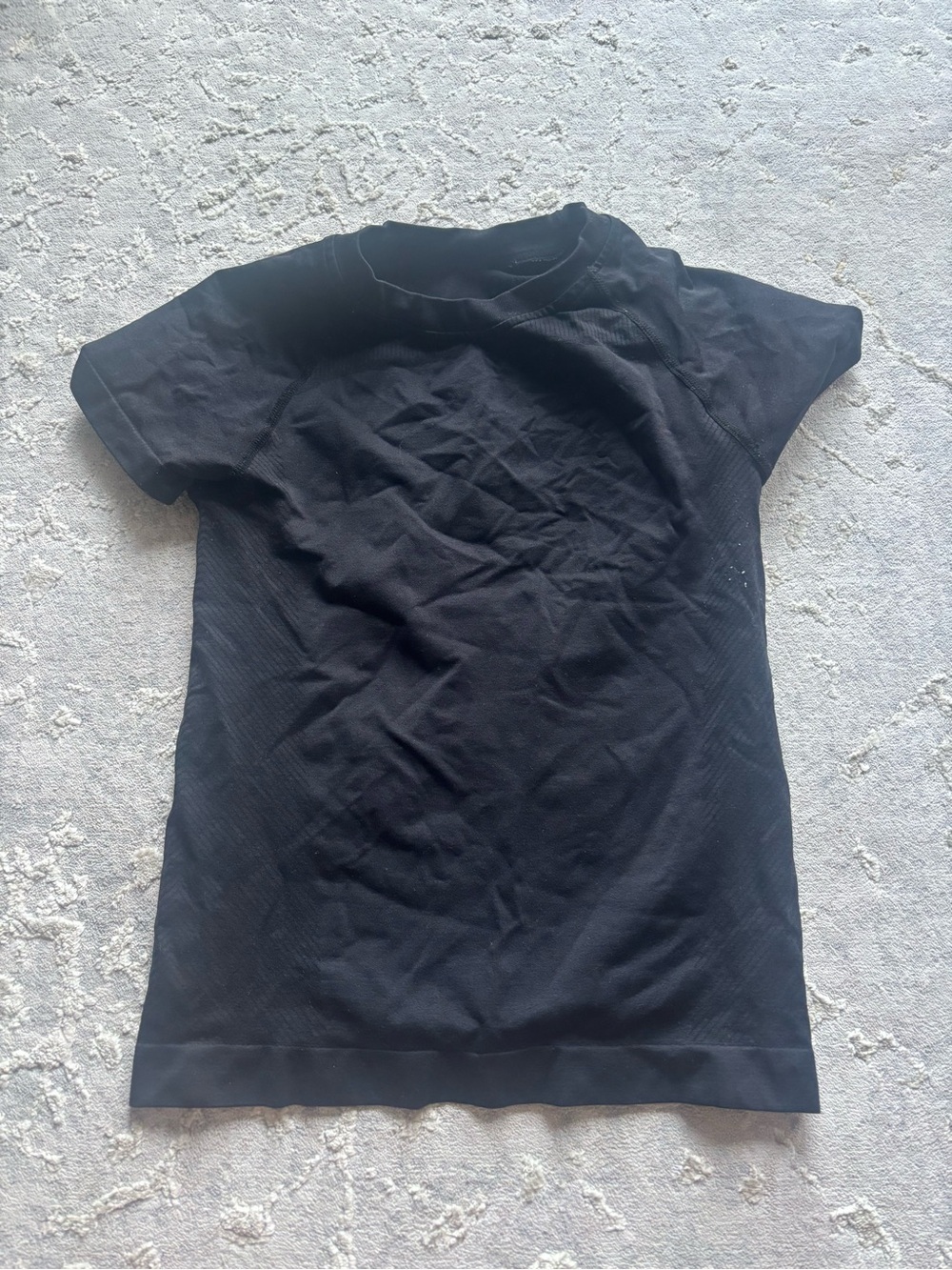 Black workout tee